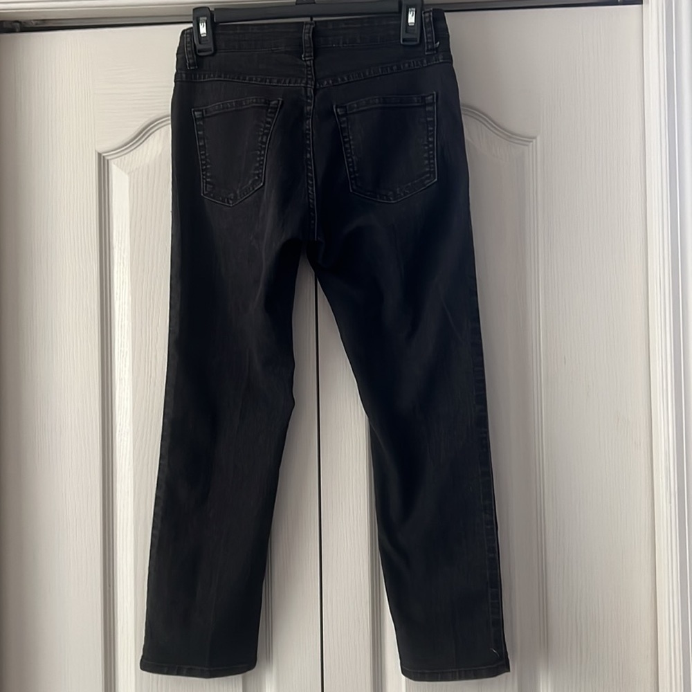 JEANS size 4, ankle length. - Picture 2 of 7
